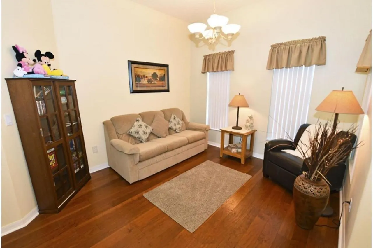 Holiday Villas Of دافِنبورت 0*,